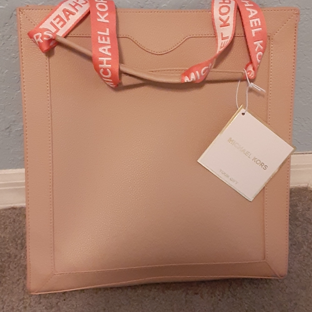 Michael Kors tote